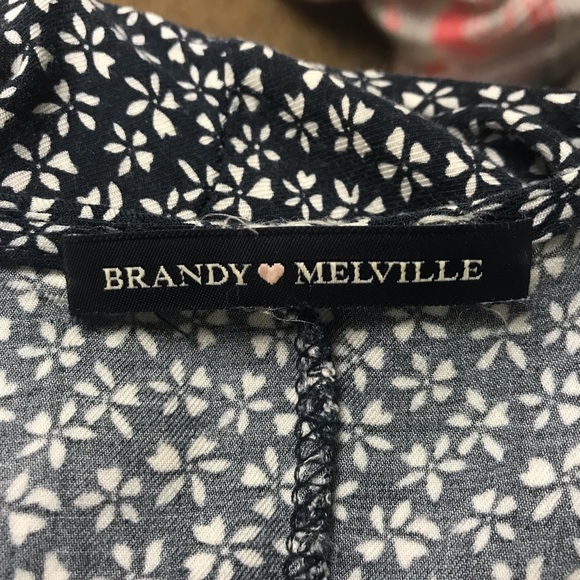 Brandy Melville wrap dress - Picture 3 of 3